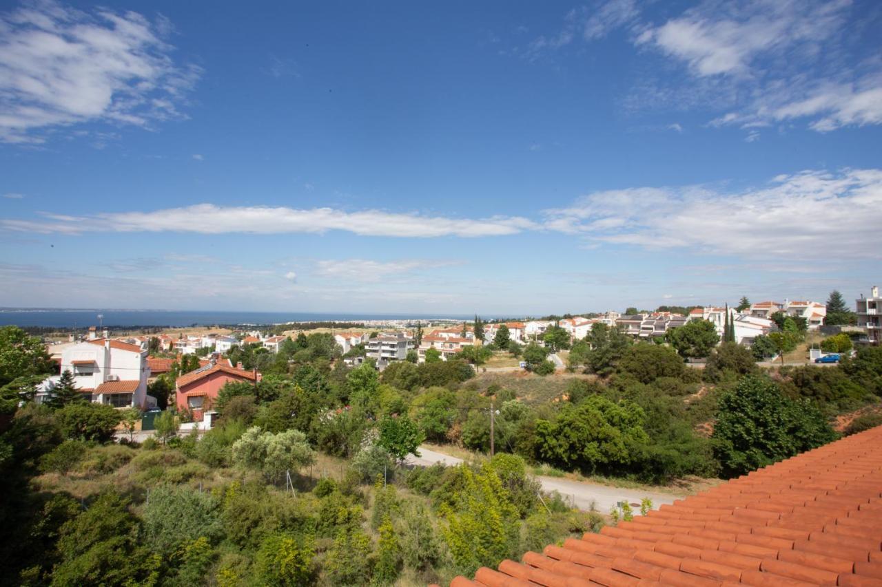 Τraditional Fully Detached Villa On A Luxurious Hillock Of Thessaloniki With Its Own Garden Also For Family & Wedding Gatherings For 10 To 25 People Only 15 Minutes From Airport Екстер'єр фото