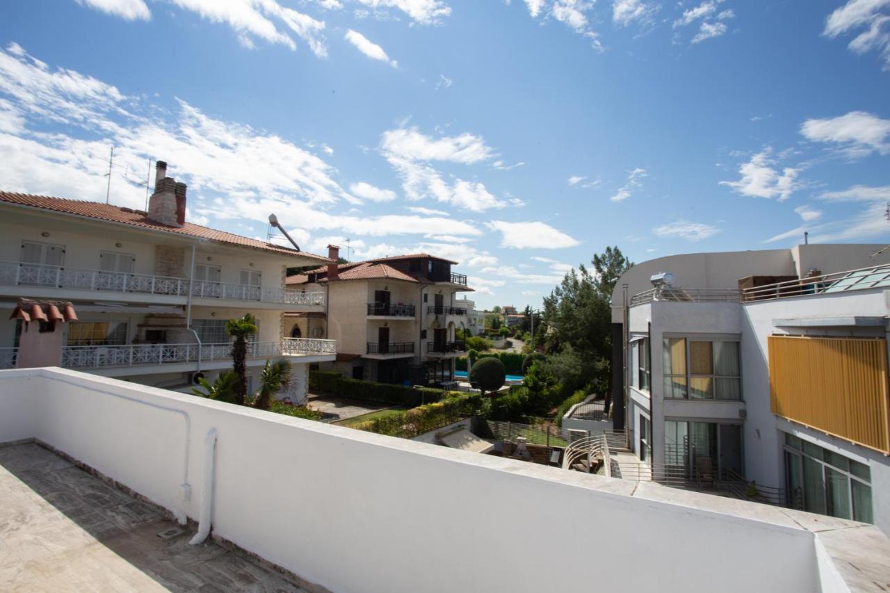 Τraditional Fully Detached Villa On A Luxurious Hillock Of Thessaloniki With Its Own Garden Also For Family & Wedding Gatherings For 10 To 25 People Only 15 Minutes From Airport Екстер'єр фото