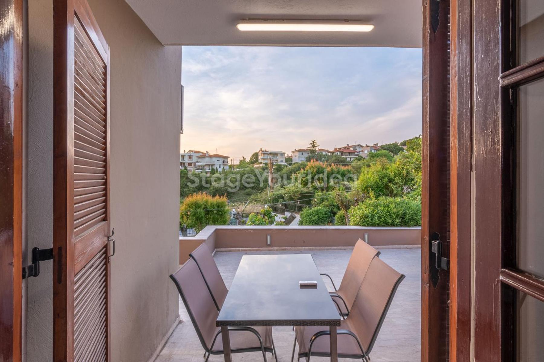 Τraditional Fully Detached Villa On A Luxurious Hillock Of Thessaloniki With Its Own Garden Also For Family & Wedding Gatherings For 10 To 25 People Only 15 Minutes From Airport Екстер'єр фото